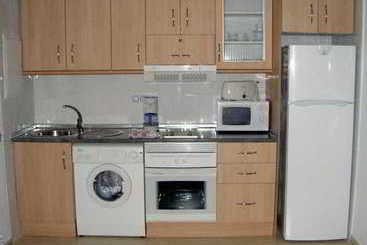 Estudios y Apartamentos Superáticos