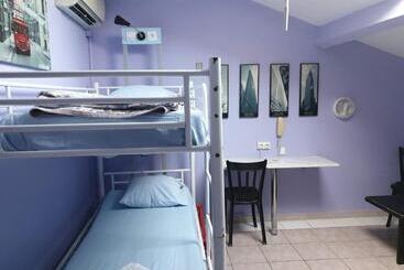 هتل Antares Hostel
