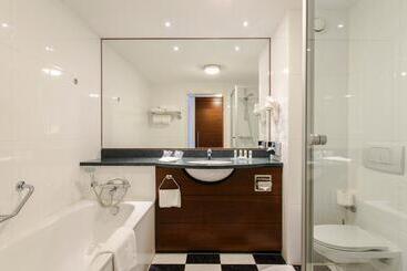 هتل Courtyard By Marriott Amsterdam Airport