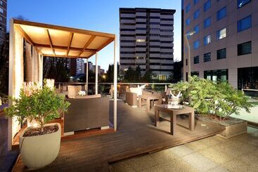 هتل Eurostars Suites Mirasierra
