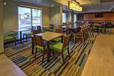 هتل Fairfield Inn And Suites By Marriott Orlando Near Universal Orlando