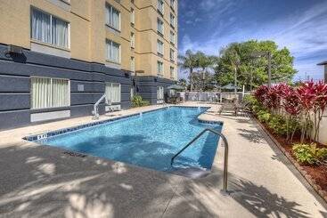 هتل Fairfield Inn And Suites By Marriott Orlando Near Universal Orlando