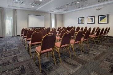 Hotel Hampton Inn Bostonlogan Airport