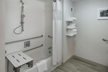 Hotel Hampton Inn Bostonlogan Airport