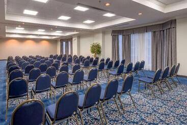 هتل Homewood Suites By Hilton New Orleans