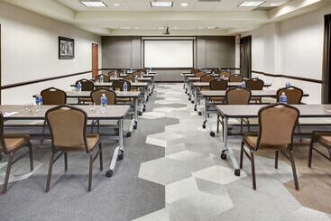 هتل Hyatt Place Mystic