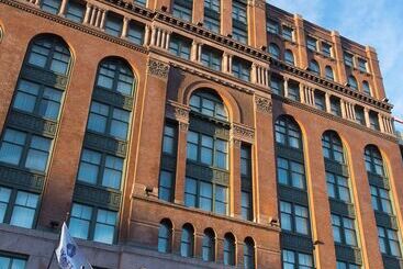 هتل Hyatt Regency Cleveland At The Arcade