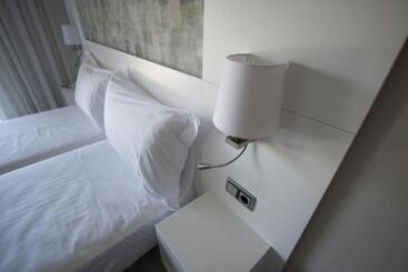 هتل Inffinit Sanxenxo