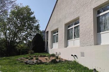 هتل Kyriad Mulhouse Est Lutterbach