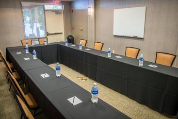 هتل Springhill Suites By Marriott Miami Airport South Blue Lagoon Area
