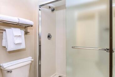 هتل Springhill Suites By Marriott Miami Airport South Blue Lagoon Area