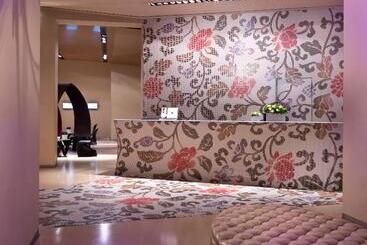 Unahotels Vittoria Firenze