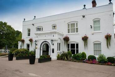 هتل Woughton House