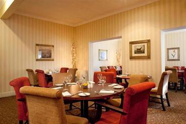 هتل Woughton House