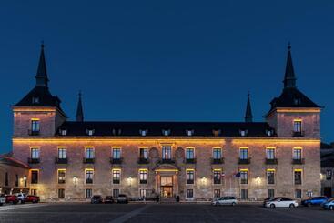 Parador De Lerma
