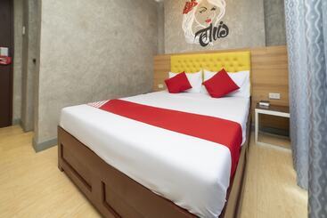 هتل Edilberto's Bed And Breakfast By Oyo Rooms