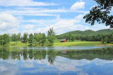 茅舍 Southern Comfort Lakeside Cabin Resort
