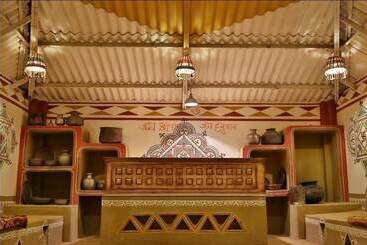 هتل Chokhi Dhani Desert Camp