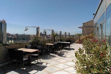 هتل Alameda Palace