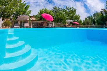 Logis Hotel Noemys Pont De L Etoile
