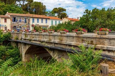 Logis Hotel Noemys Pont De L Etoile