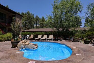 هتل Days Inn By Wyndham Prescott