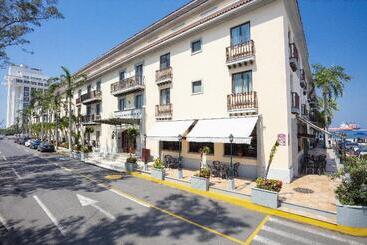 هتل Fiesta Inn Veracruz Malecon