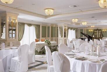 Grand Hotel Vanvitelli