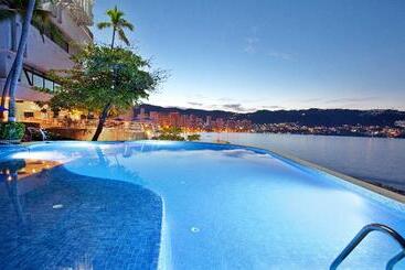 هتل Holiday Inn Resort Acapulco