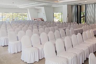 هتل Holiday Inn Resort Acapulco