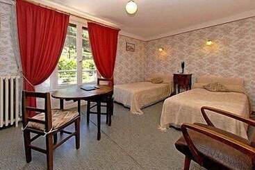 Hotel Hôtel Le Portalou