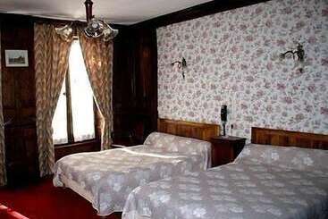 هتل Hôtel Le Portalou
