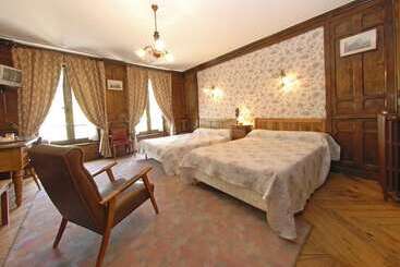 هتل Hôtel Le Portalou