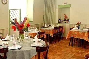 هتل Hôtel Le Portalou