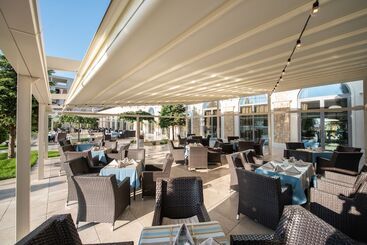 בית מלון כפרי Iaki Conference & Spa
