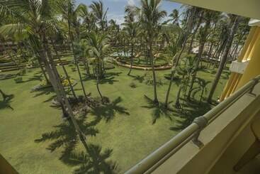 هتل Iberostar Waves Dominicana