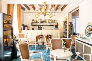 هتل Hôtel Le Maxime   Best Western Signature Collection