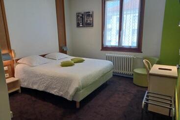 هتل Logis   Hôtel Restaurant Bellevue Annecy