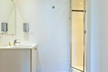 هتل Logis   Hôtel Restaurant Bellevue Annecy