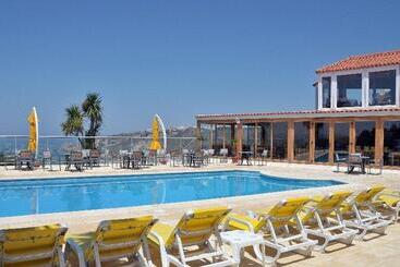 Miramar Hotel Spa & Apartments