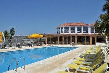 Miramar Hotel Spa & Apartments