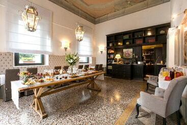 Palazzo Lorenzo Hotel Boutique & Spa