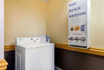 هتل Quality Inn & Suites Montgomery East Carmichael Rd