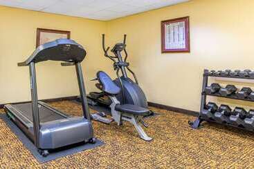 هتل Quality Inn & Suites Montgomery East Carmichael Rd