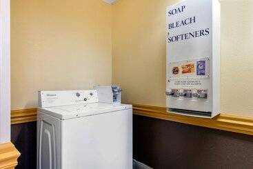 هتل Quality Inn & Suites Montgomery East Carmichael Rd