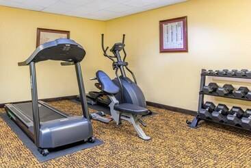 هتل Quality Inn & Suites Montgomery East Carmichael Rd