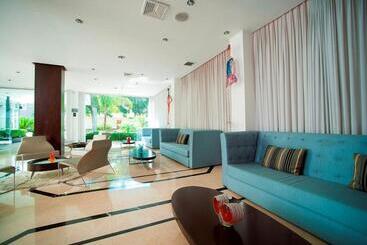 Radisson Hotel San Isidro