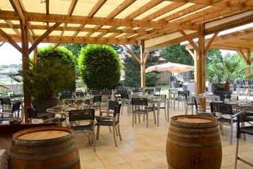 Logis Hotel Restaurant Saint Romain