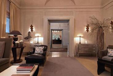 Rocco Forte Hotel De Russie