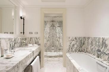 Rocco Forte Hotel De Russie